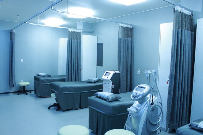 How Recent Trends Favour Hospitality Industry? Hospital Ward Hospital Medical Room Operation